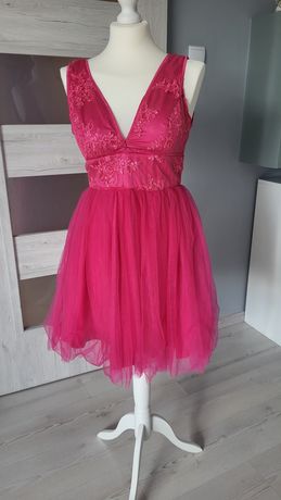 Sukienka różowa z tiulem
