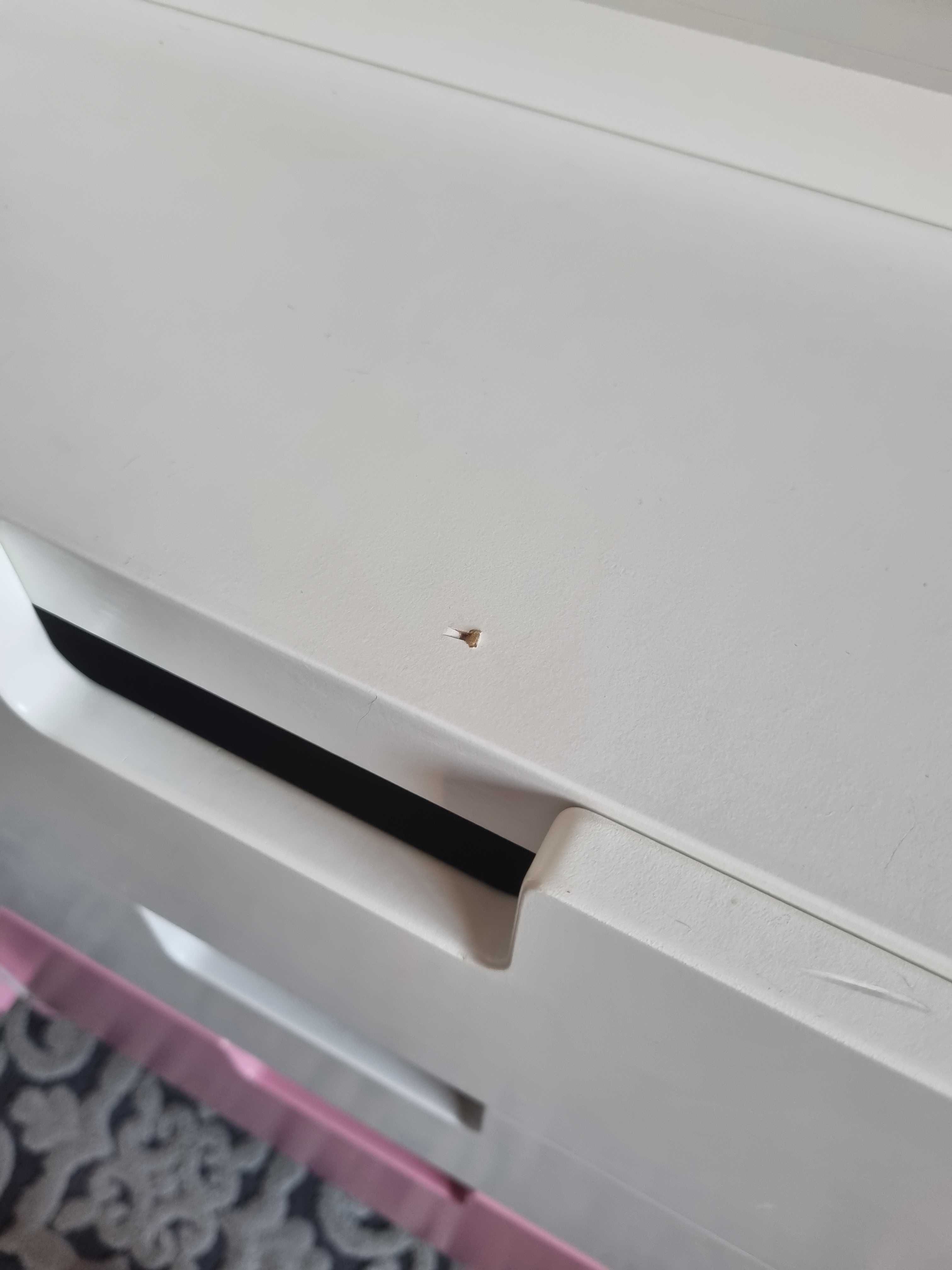 Conjunto de móveIs IKEA Stuva branco e rosa