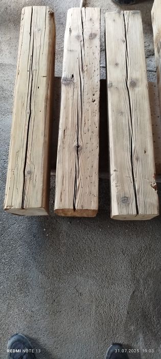 Belki rustykalne stu letnie orginalne modrzew