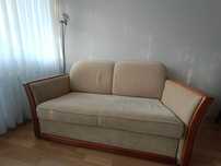 Sofa dwuosobowa funkcją spania