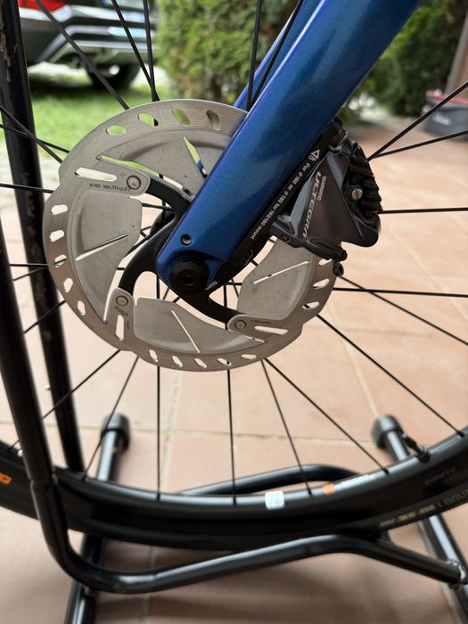 Rower szosowy kolarzówka Giant Defy Advanced Pro 1 Di2 M/L