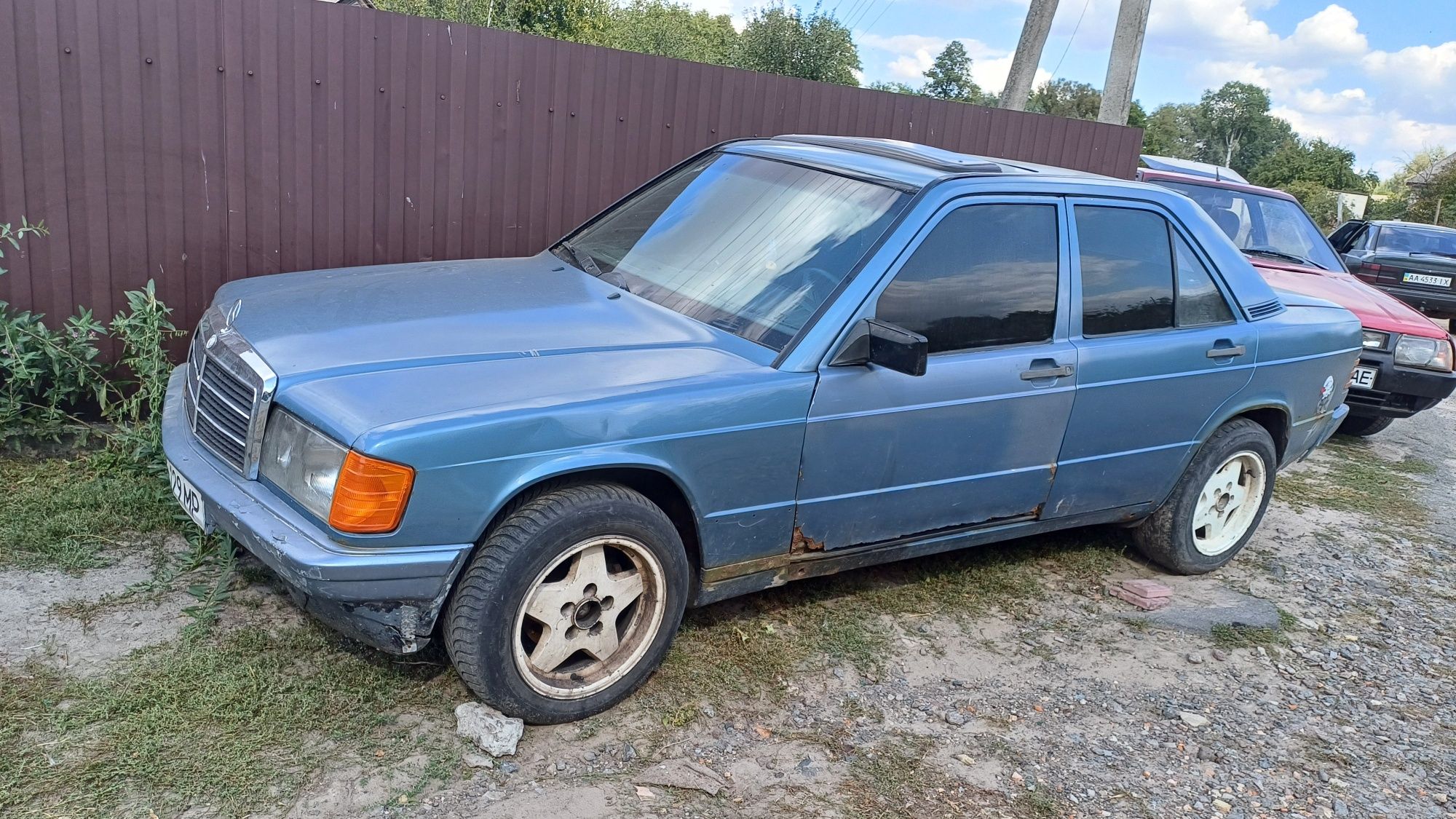Разборка Мерседес е190 w201 , Mercedes-Benz 2.0 бензин