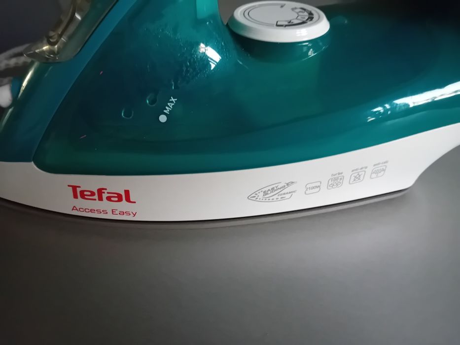 Tefal ceramiczne zelazko parowe