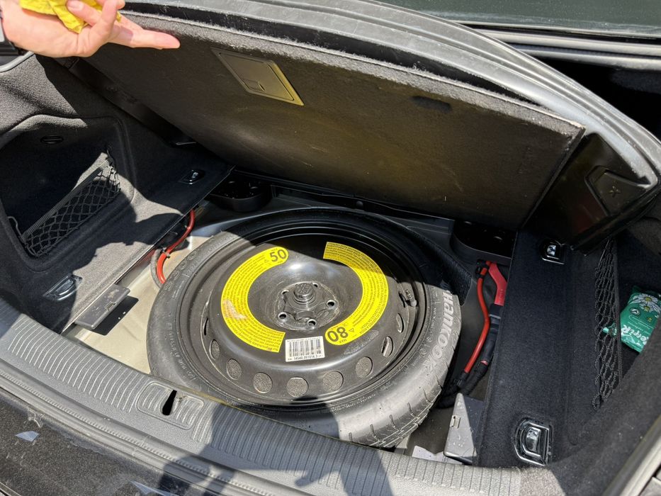 Продаж власного авто audi a4 b9 2016року.Торг присутній