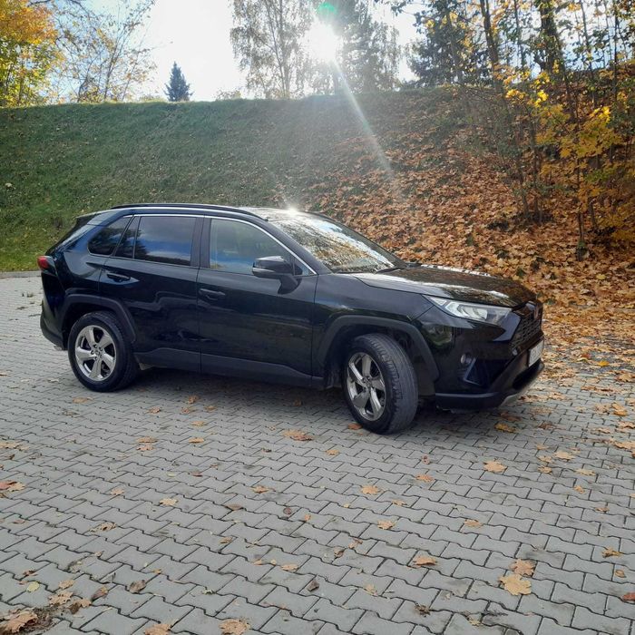 Toyota RAV 4 2019 r. 4x2 Start&Stop Comfort Silnik 2,0 benzyna