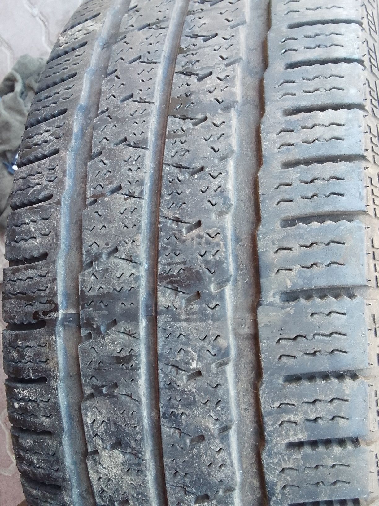 Cena za 2 Opony zimowe 225/65r16C NEXEN 2023r
