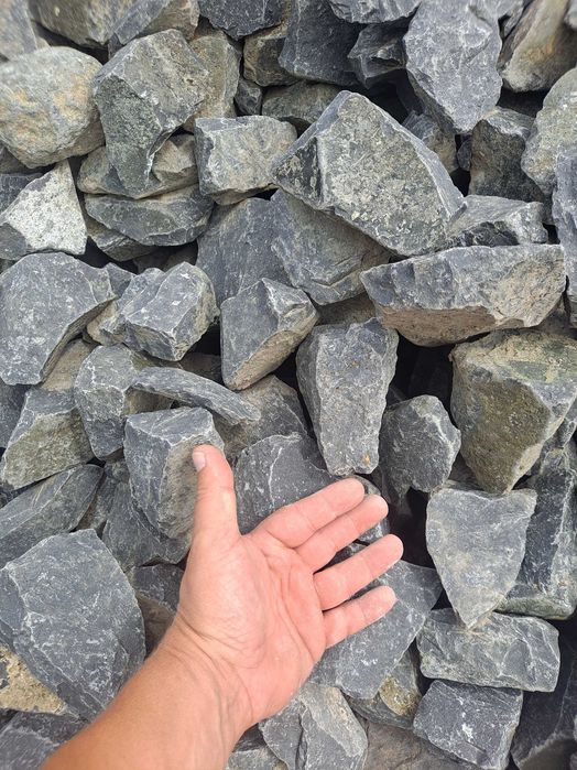 Grys dalmatyńczyk SJENIT, nie granitowy, kamień ozdobny, ogrodowy.
