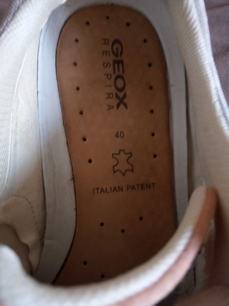 Damskie sneakersy Geox