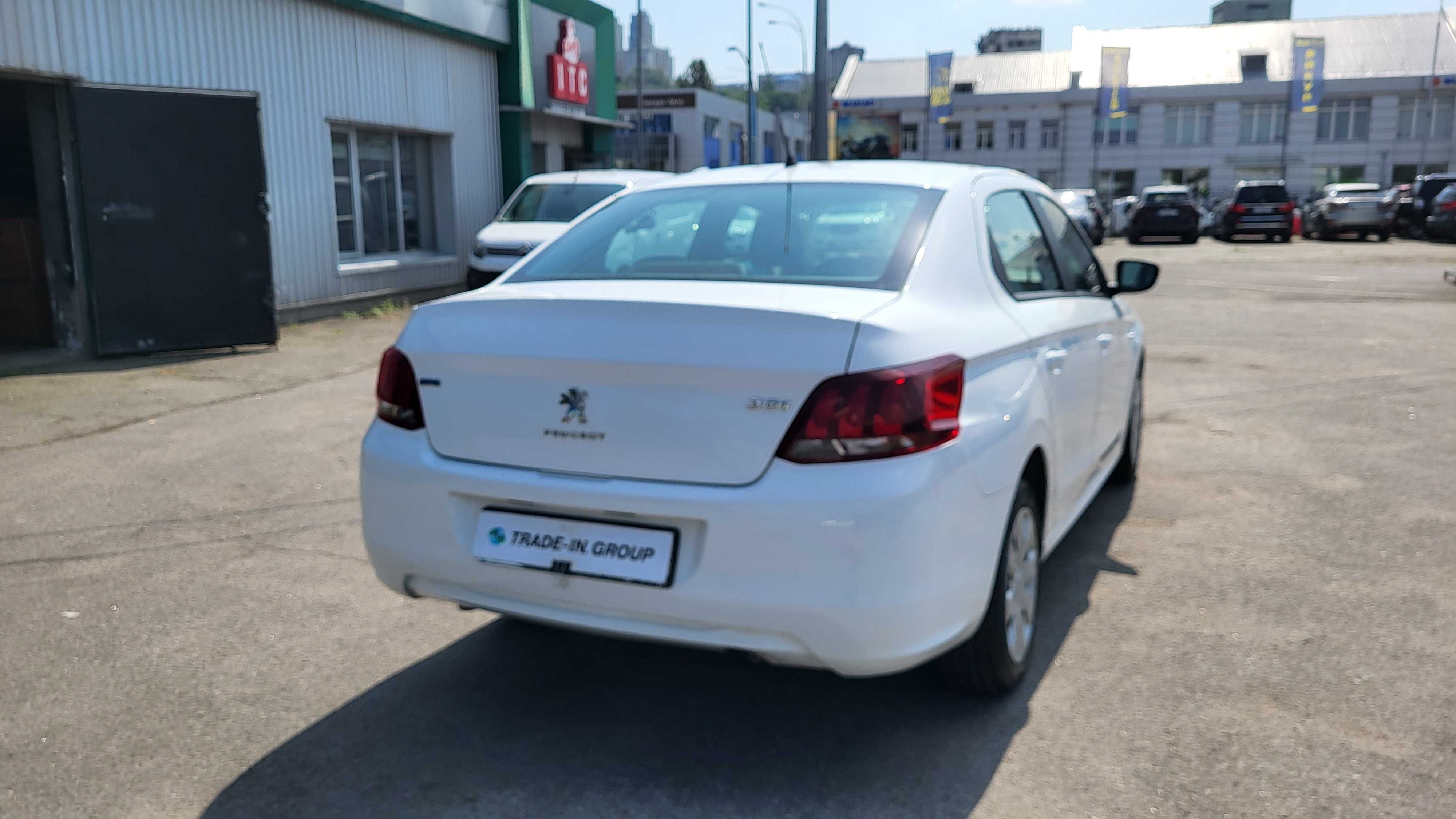 Авто Peugeot 301 2018 1.2