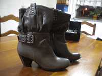 Botas Nº 37/38 super giras