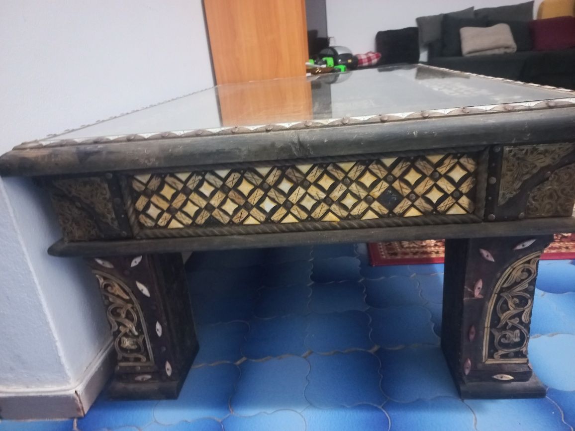 Mesa estilo árabe