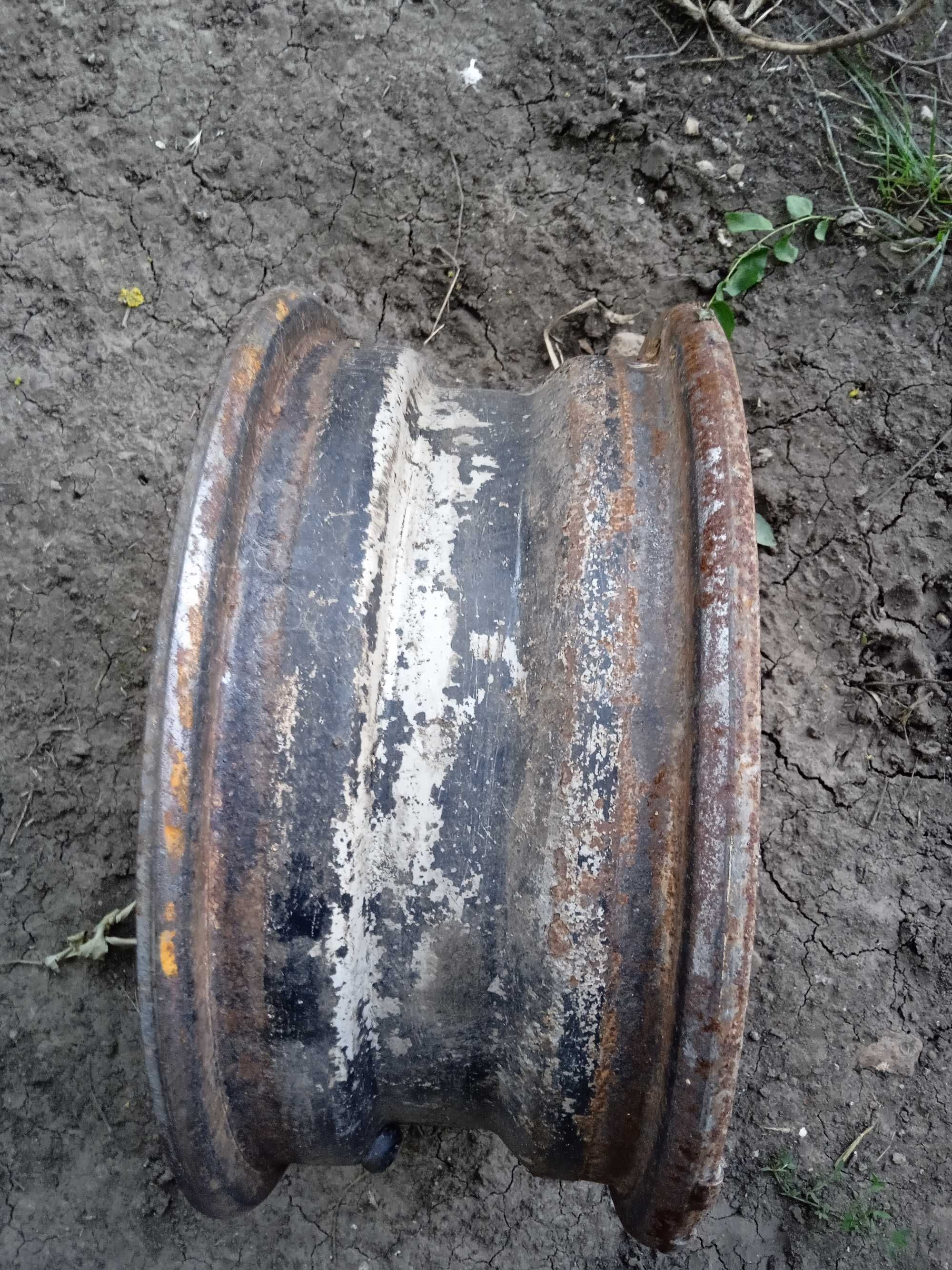 Продам Б/У колесо на запаску R13 175/70