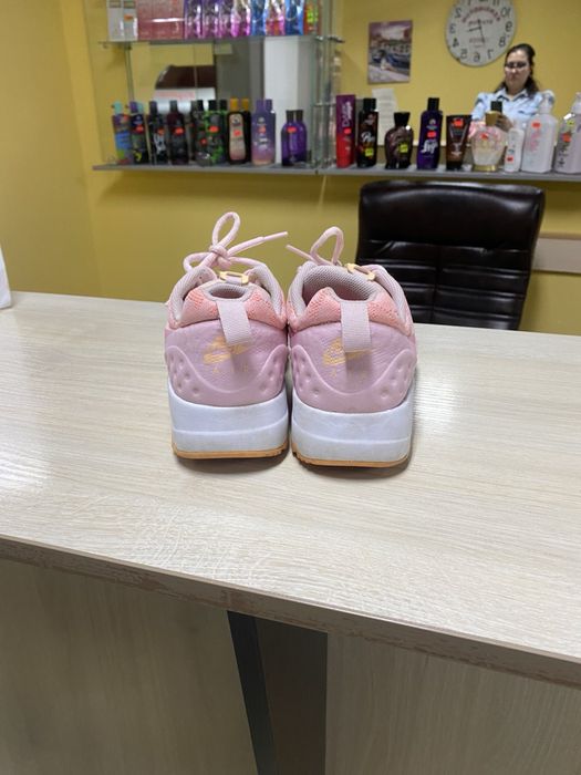 Оригинальные дышащие кросовки