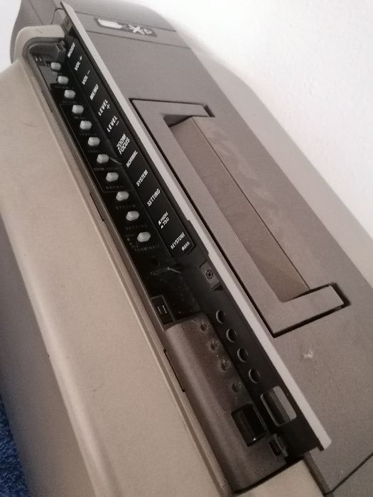 Projetor de Video Sanyo PLC-320ME, + 2 lampadas (vintage)