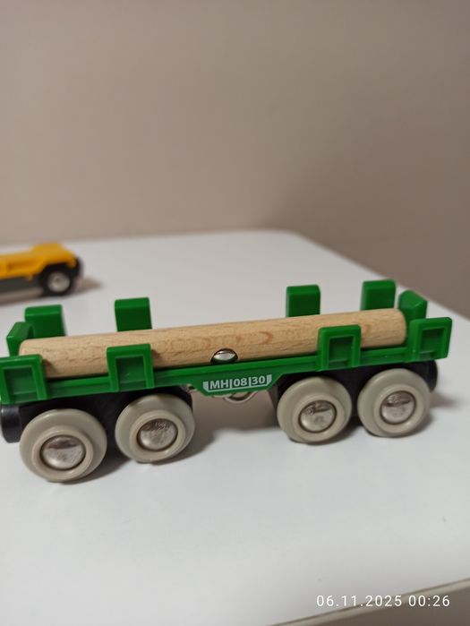 Вагончики вагони  brio до дерев'яної залізниці