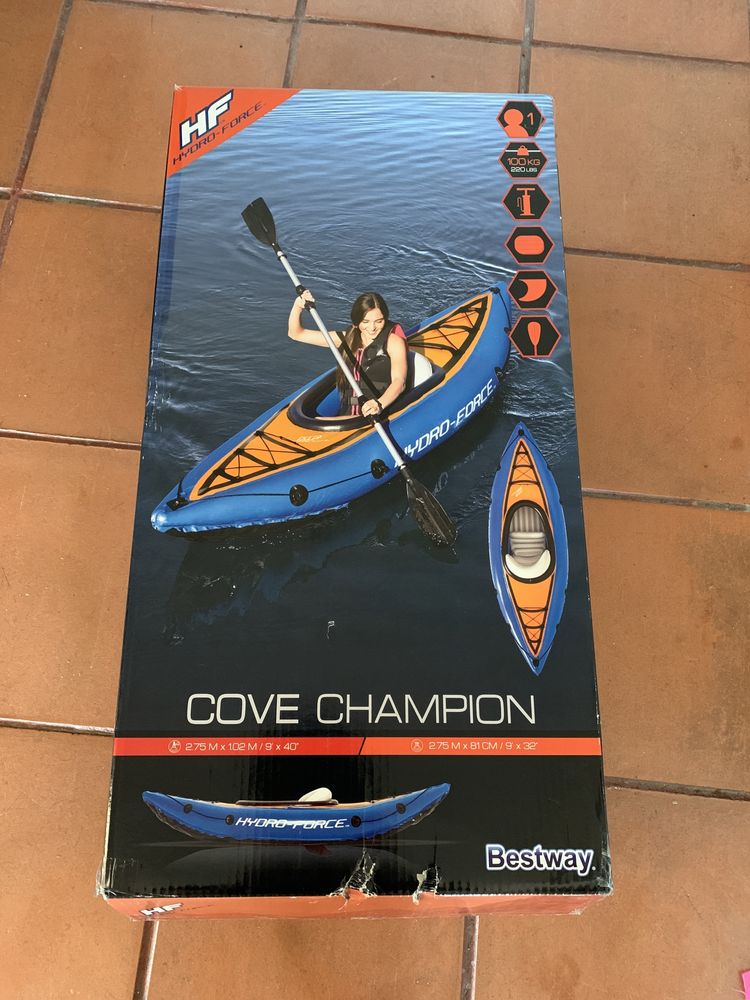 Vendo Kayak Cove Champion Novo