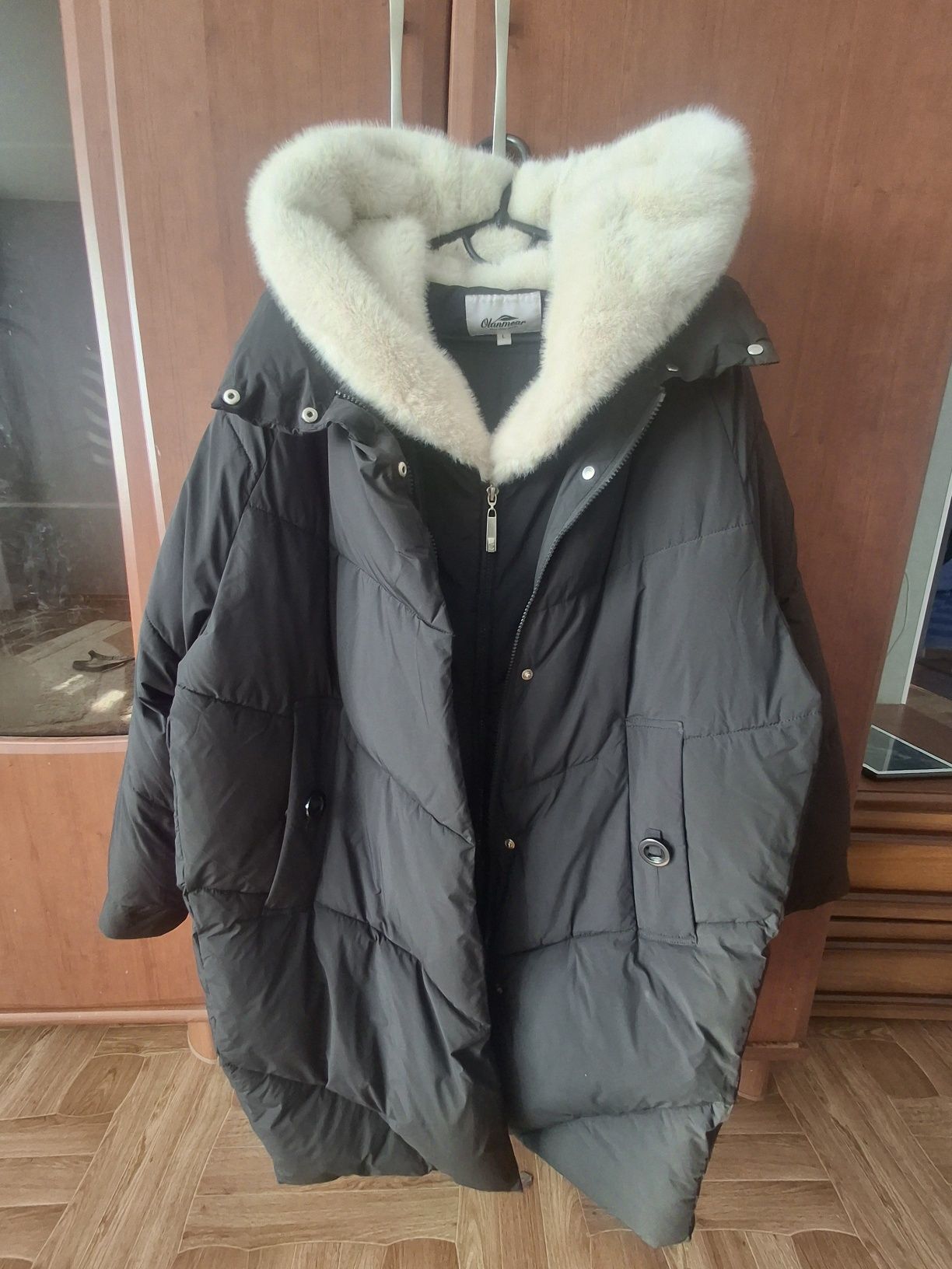 Продам зимове пальто!