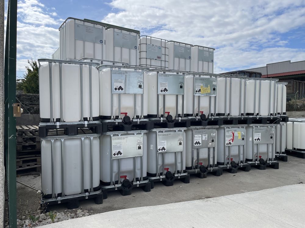 Depositos de 1000 litros e 600 litrod