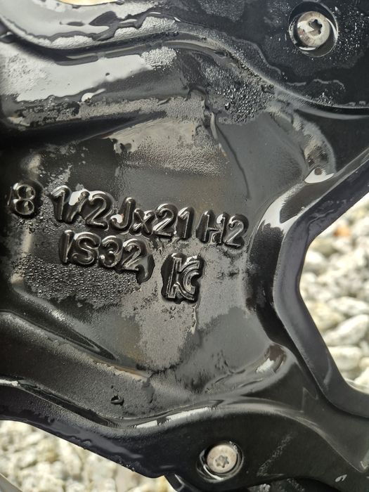 Bmw 5 i5 G60 G61 bmw individual 5A32502 8.5Jx21 Is32 et32 m pakiet