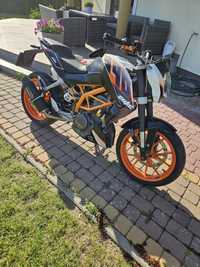 Motocykl KTM DUKE 390