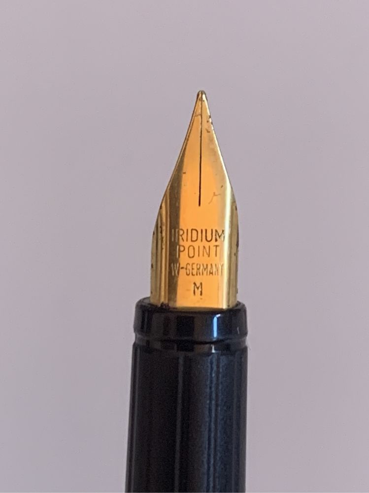Caneta de tinta permanente vintage - no estojo original