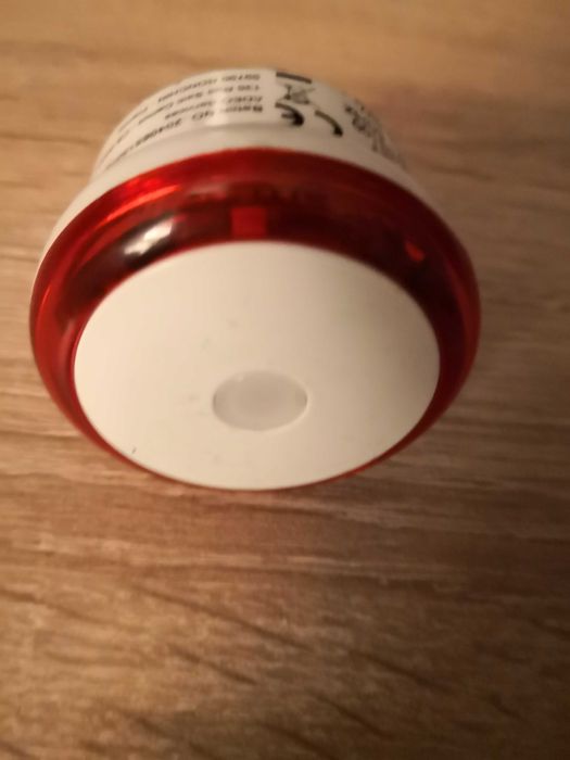 Lampka nocna LED w kolorze niebieskim lub czerwonym