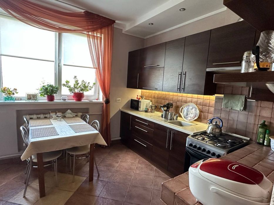 Продам будинок неподалік м. Трускавець ( 12 км)