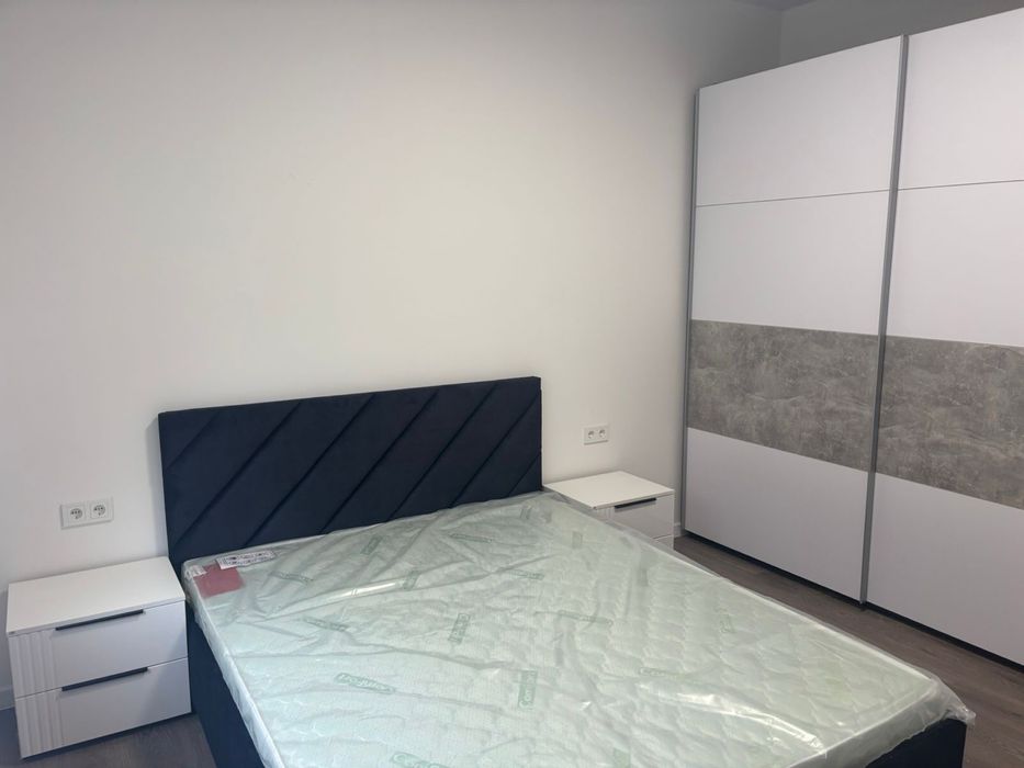 Новий сучасний таунхаус з сонячними панелями,2 км від проспекту Бажана