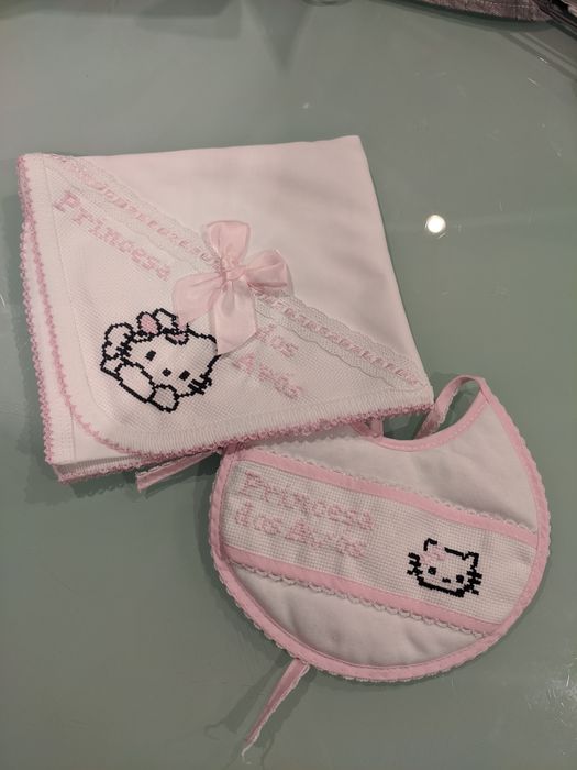 Conjunto de fralda e babete
