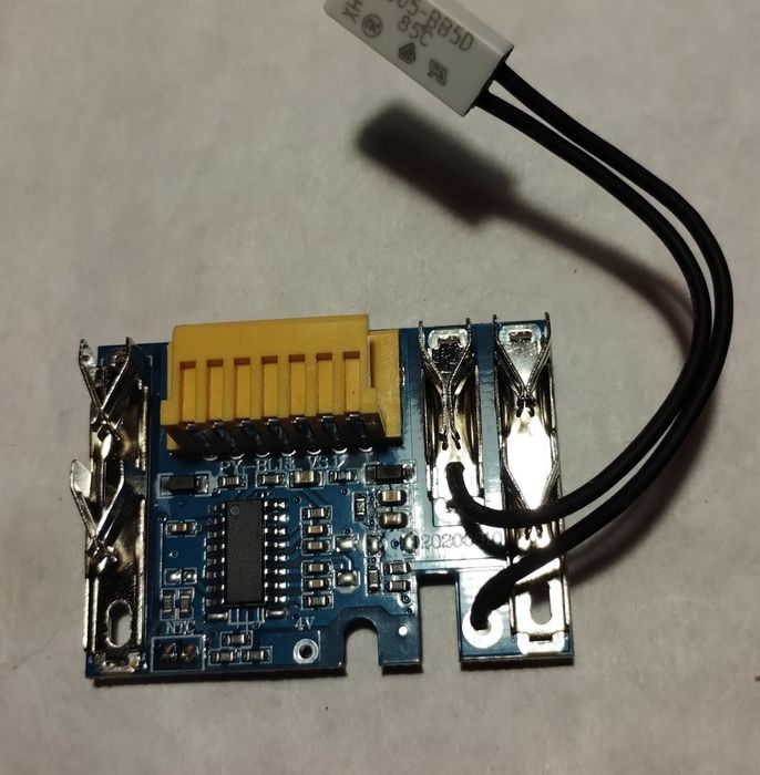 Плата акумулятора Makita BL1830