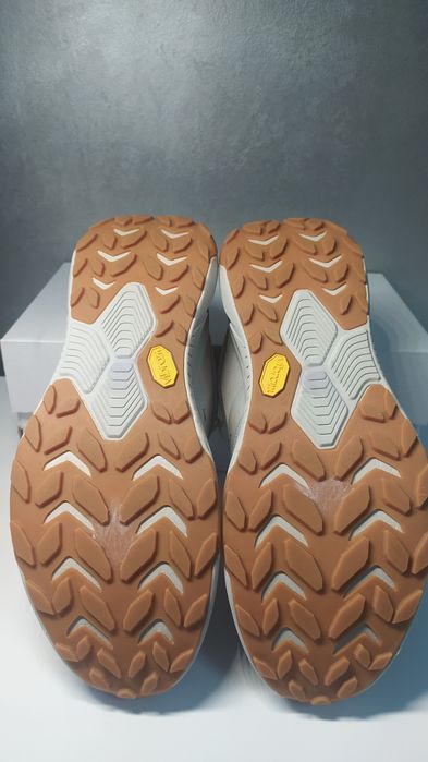 Кросівки Hoka Transport (розмір42,5 )