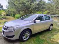 Opel Astra Bardzo ładny Opel Astra H