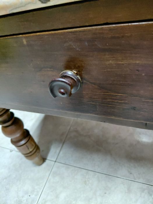 Pequena móvel de apoio