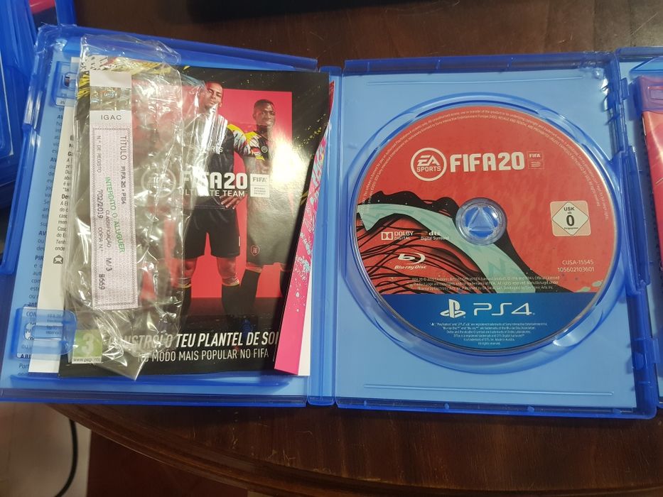 FIFA 19 e 20 em bom estado