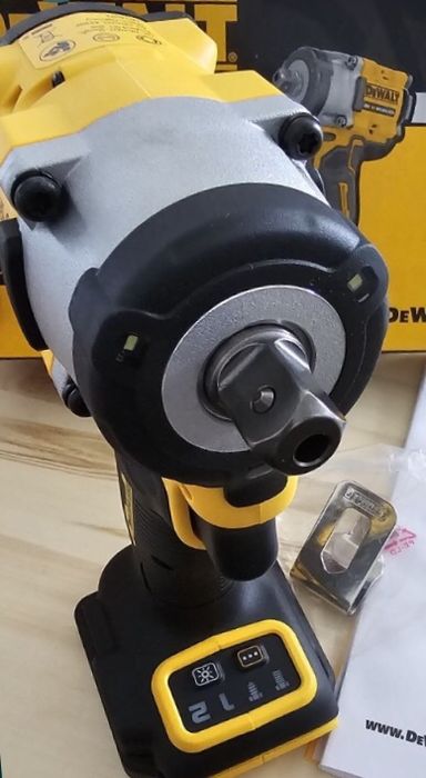 DeWALT DCF922N Гайковерт акумуляторний новий. Девальт.