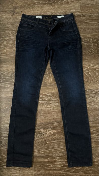 Джинсы синие,новые 100 грн
