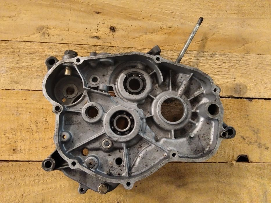Karter silnika prawy blok Minarelli AM6 Yamaha TZR 50 ŁADNY