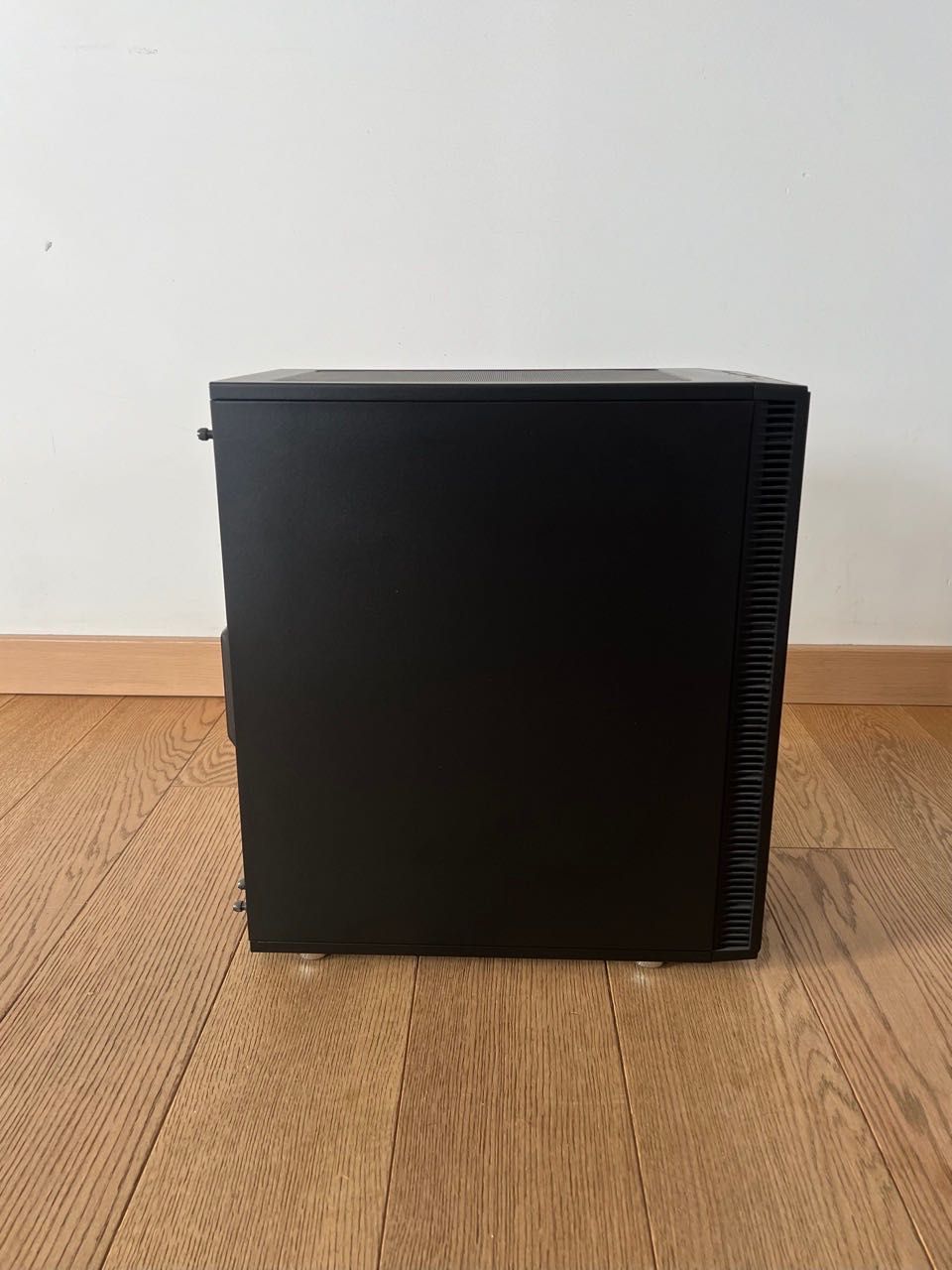 Komputer stacjonarny | Intel i5-7400 | HD 7900 Series | 16 GB RAM