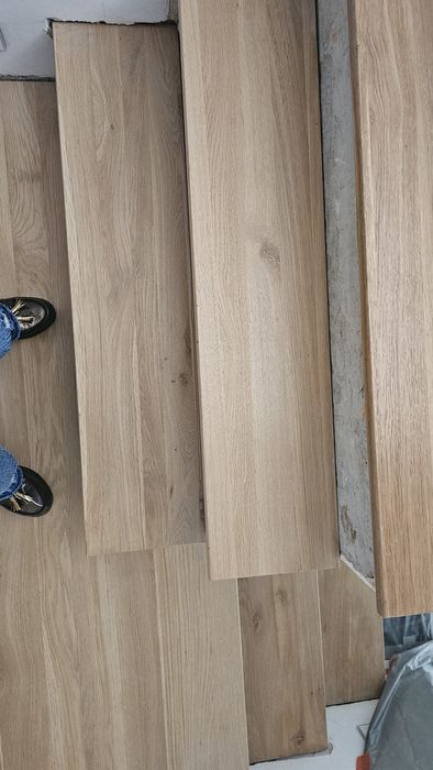 Schody debowe po renowacji