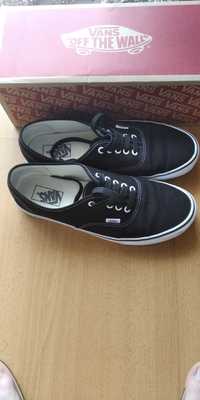 Tênis Vans pretos