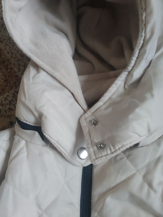 Куртка жіноча, осінньо - весняна