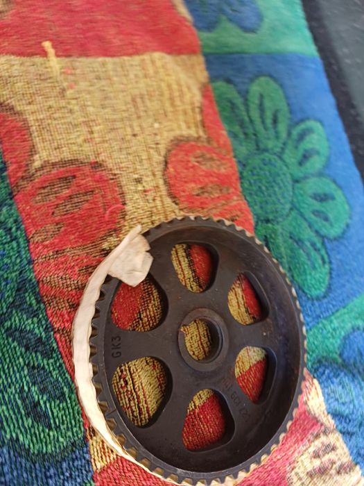 Продам шестерню распрдвала