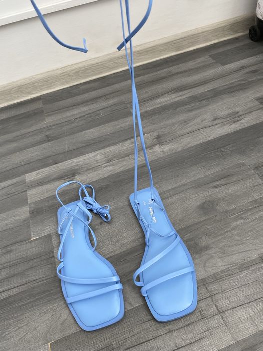 Primark 38 niebieskie klapki sandały na płaskiej podeszwie wiązane