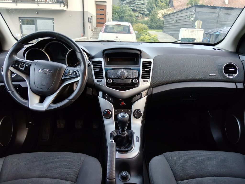 CHEVROLET CRUZE 1,6 benzyna Klima I-szy Właściciel Zadbany 2011r