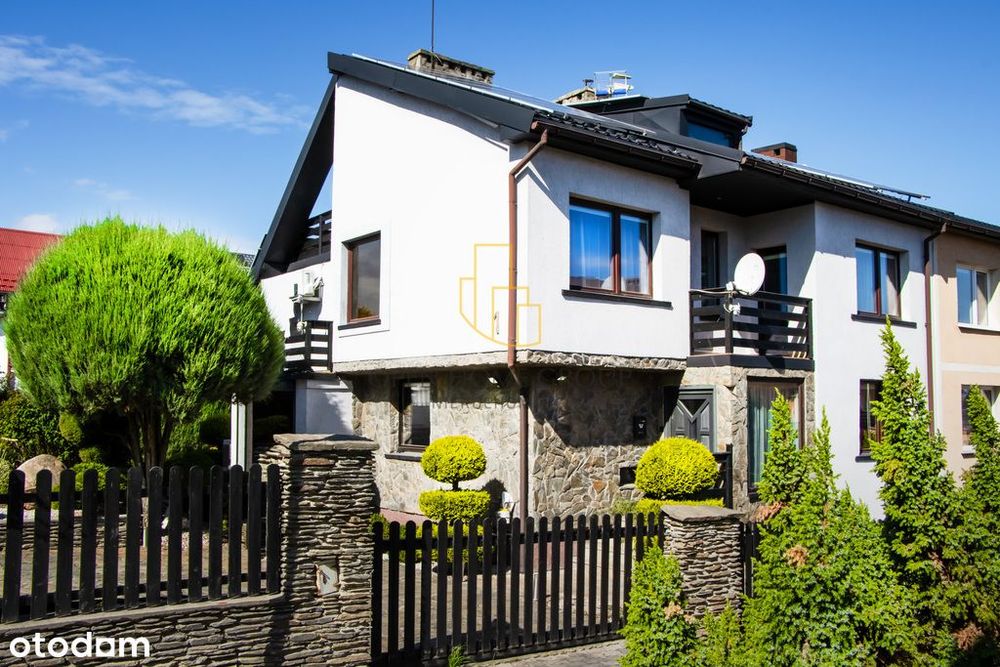 Piękny dom w Złotoryi z basen+garaż+monitoring