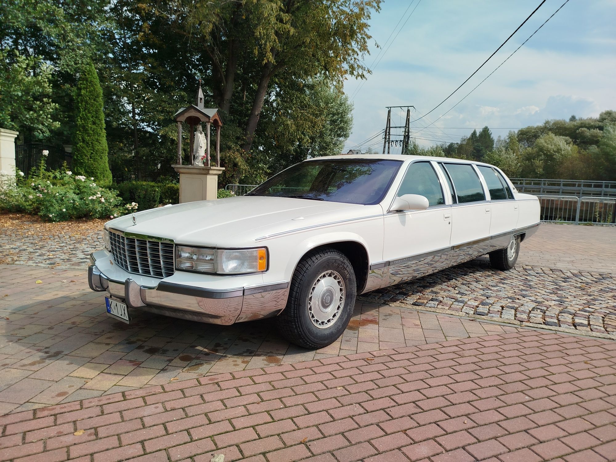 Cadillac Fleetwood Limuzyna V8 5.7 LT1
