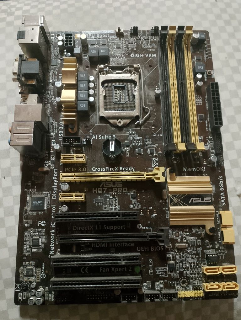 Продаю процесор i7 4770, ddr3 16 gb 1600mgh та материнську плату