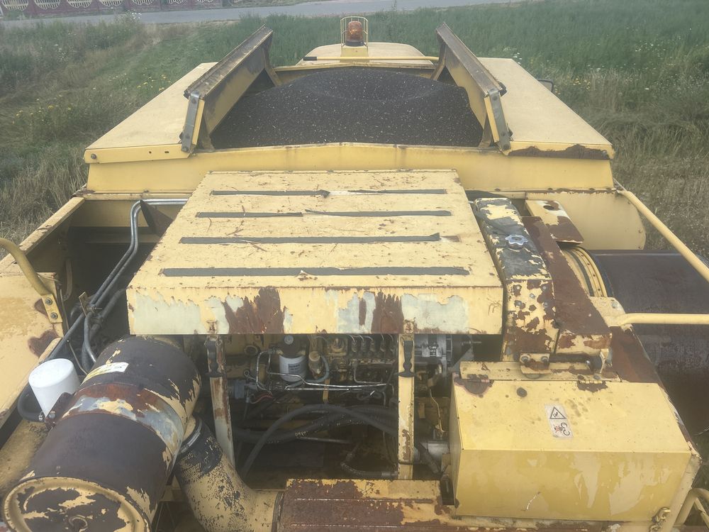 Kombajn zbozowy new hollad TX64  claas