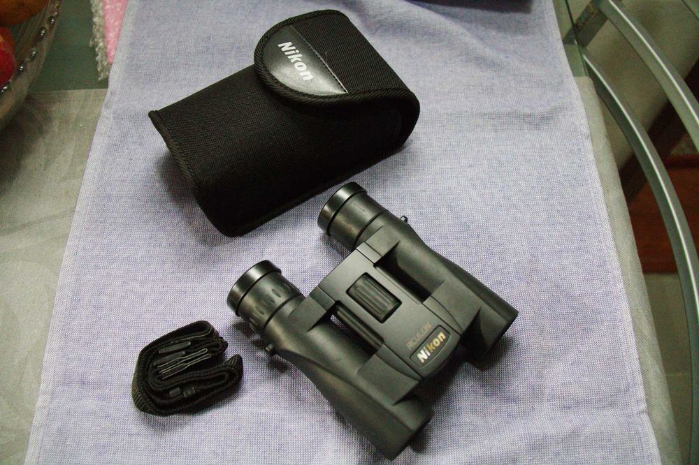 Binocules da marca Nikon