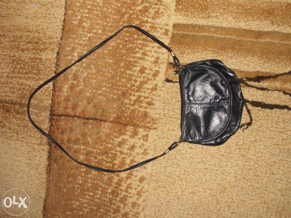 Torebki damskie bardzo ładne.